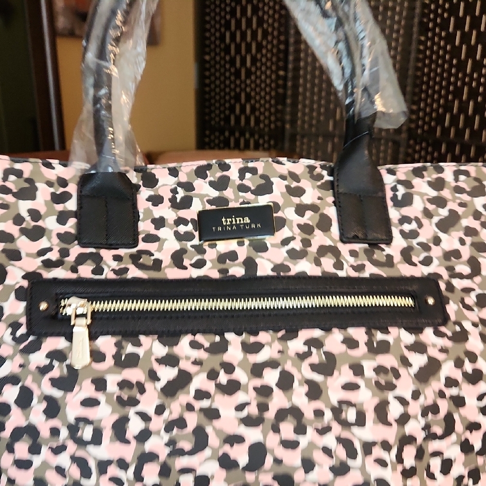 NWT Trina Turk Tote Bag, Pink, Black & Grn Camo-like Design with Leopard Print.